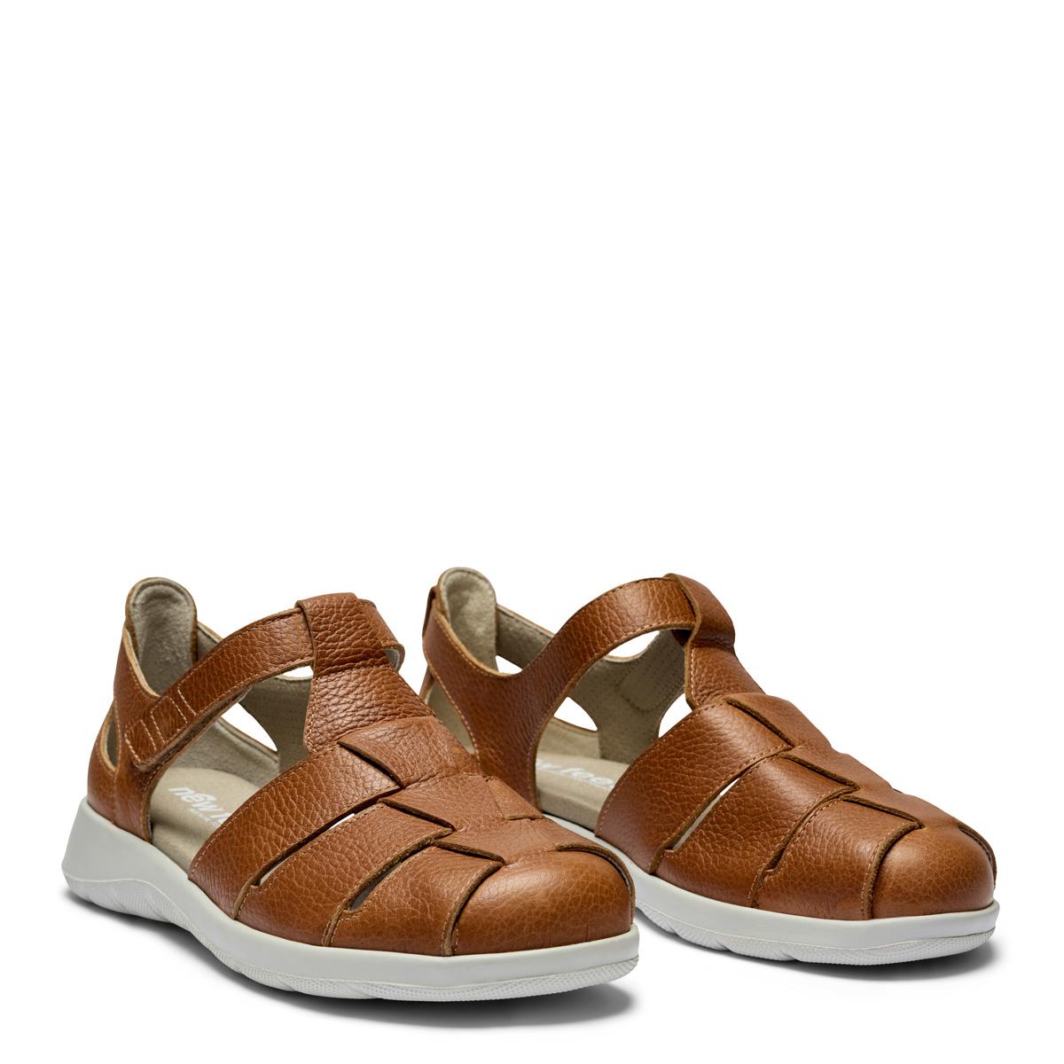 New Feet Chestnut Sko Med Hælkappe