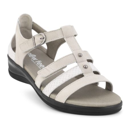 New Feet Hvid Sandal med Hælkappe