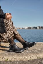 New Feet Sort Læder Støvle Med 2 Lynlåse