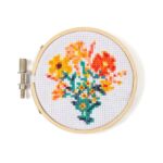 Korsstingsbroderisæt Med Blomster - Billede 2