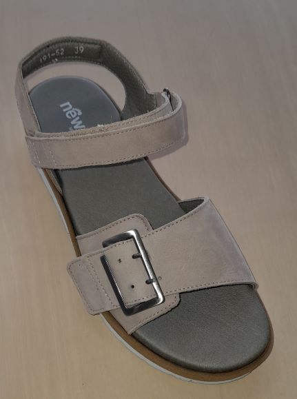 k-521 New Feet Kollektionsprøve str. 39 - Billede 1