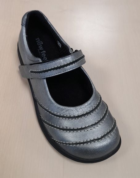 k-683 New Feet Kollektionsprøve str. 36 - Billede 1