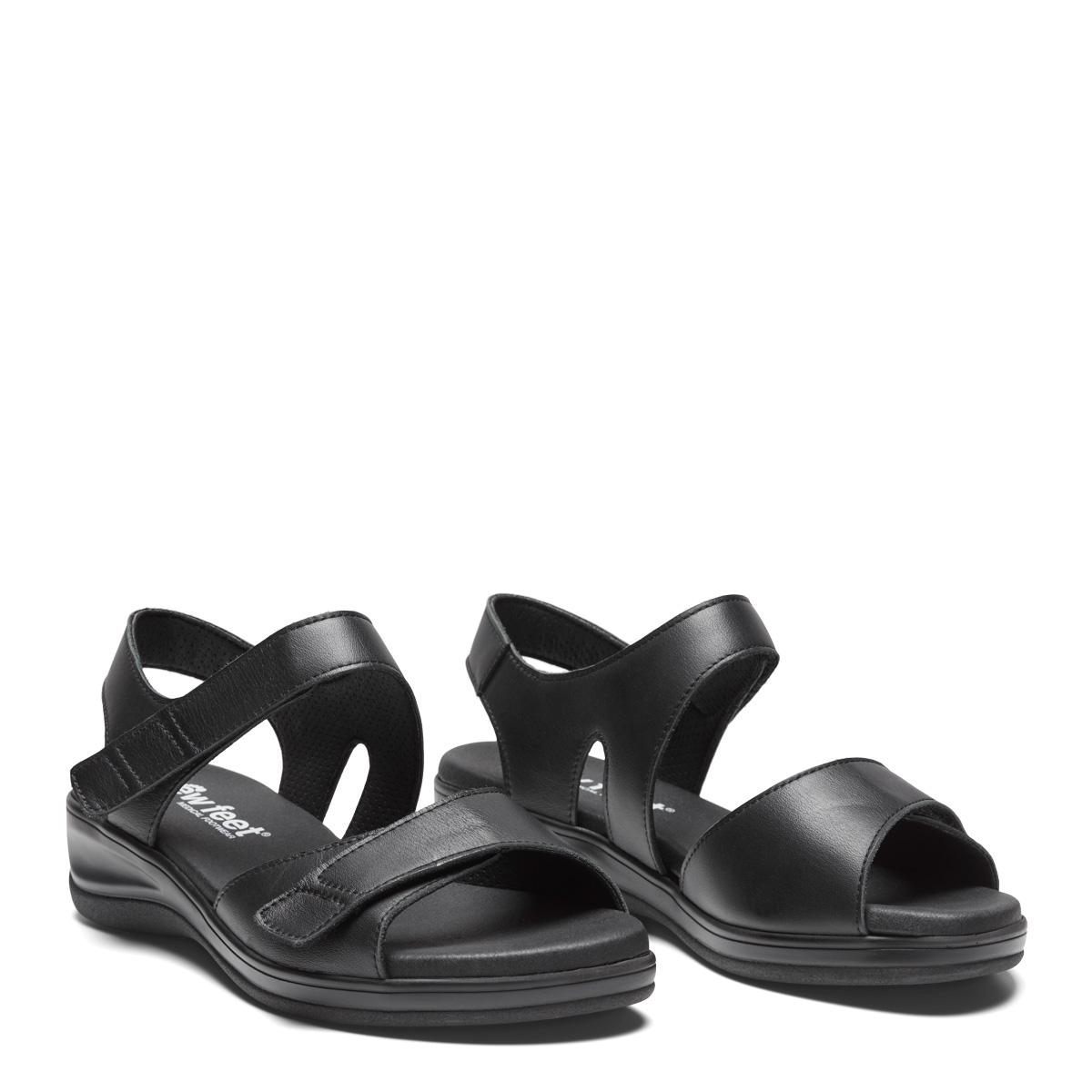 new_feet_sort_sandal_med_2_velcroremme-1 New Feet Sort Sandal med 2 Velcroremme - Billede 1
