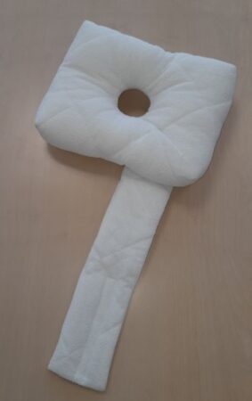 Siddepude m/hul 29x22x6 cm.
